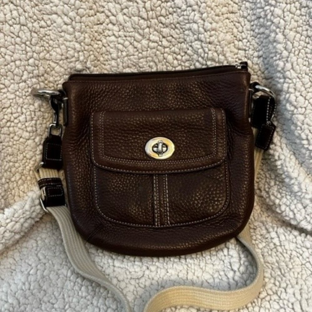 Vintage Pebbled Brown Leather Coach Crossbody
